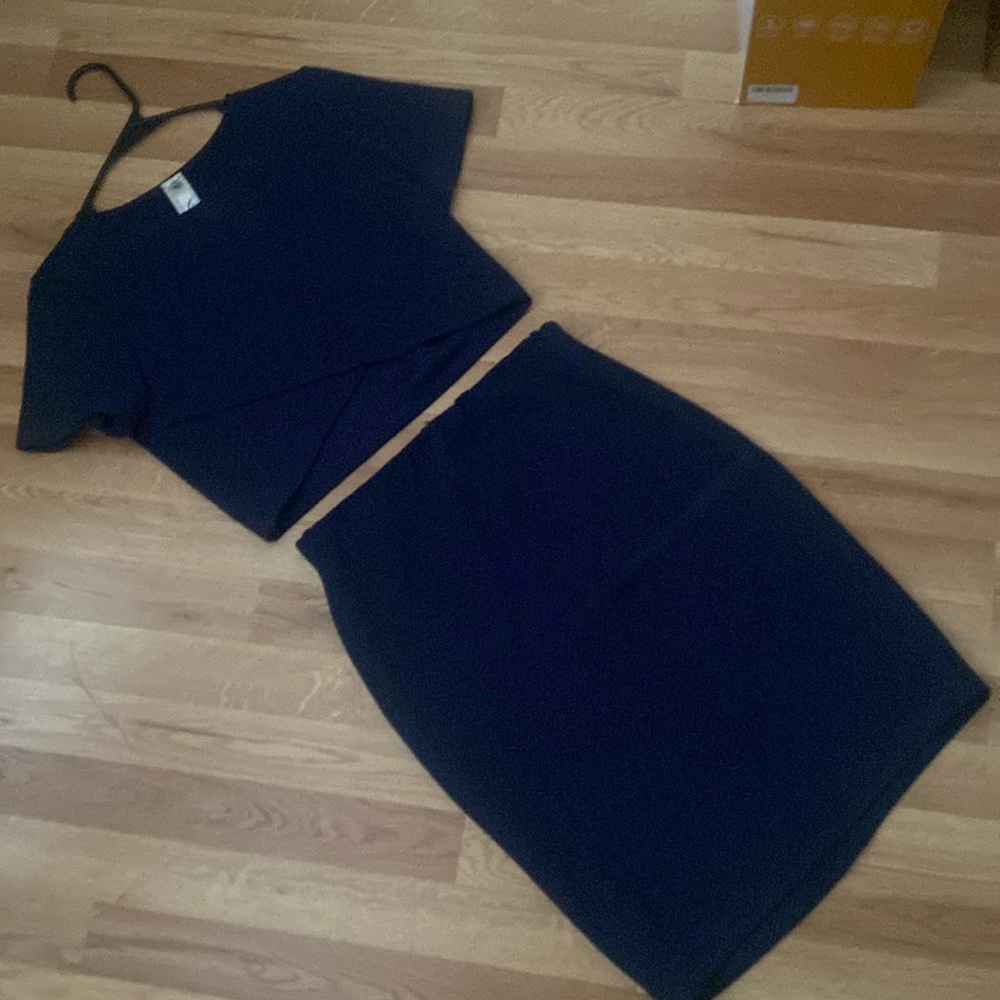 Blue skirt set